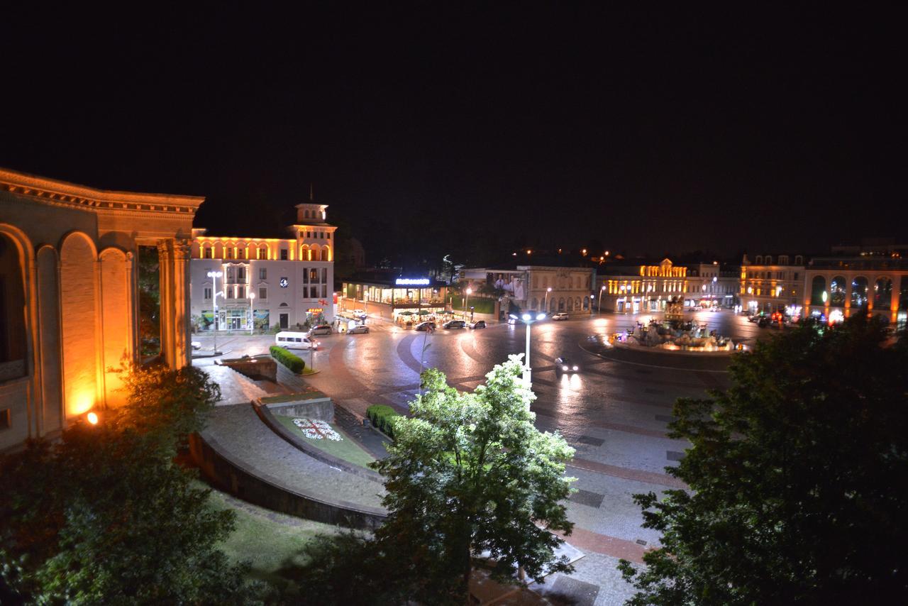 Central Apartments Kutaisi Exteriér fotografie